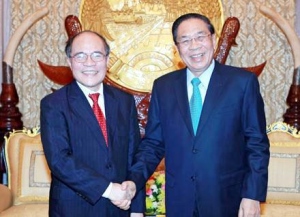 ການເຄື່ອນໄຫວຂອງທ່ານປະທານສະພາແຫ່ງຊາດ Nguyen Sinh Hung ຢູ່ລາວ